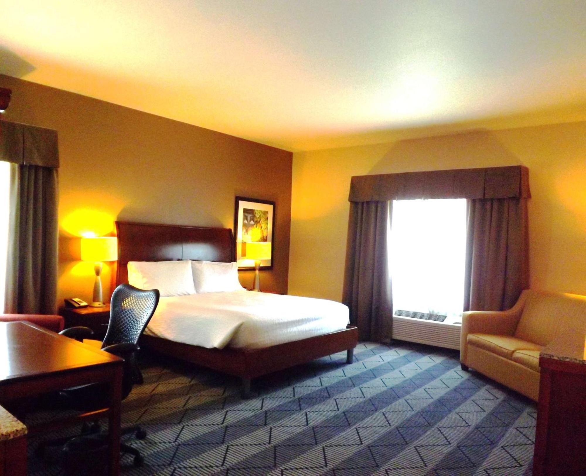 Hotel Hilton Garden 3*